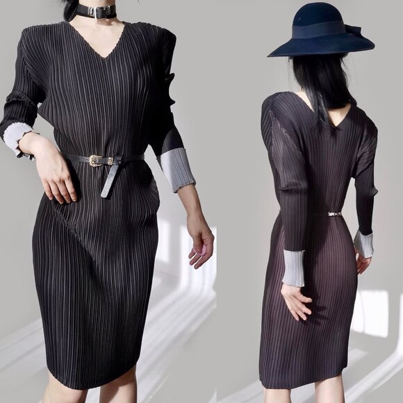 Issey Miyake Charcoal and White Long Sleeve Dress - Picture 8 of 9